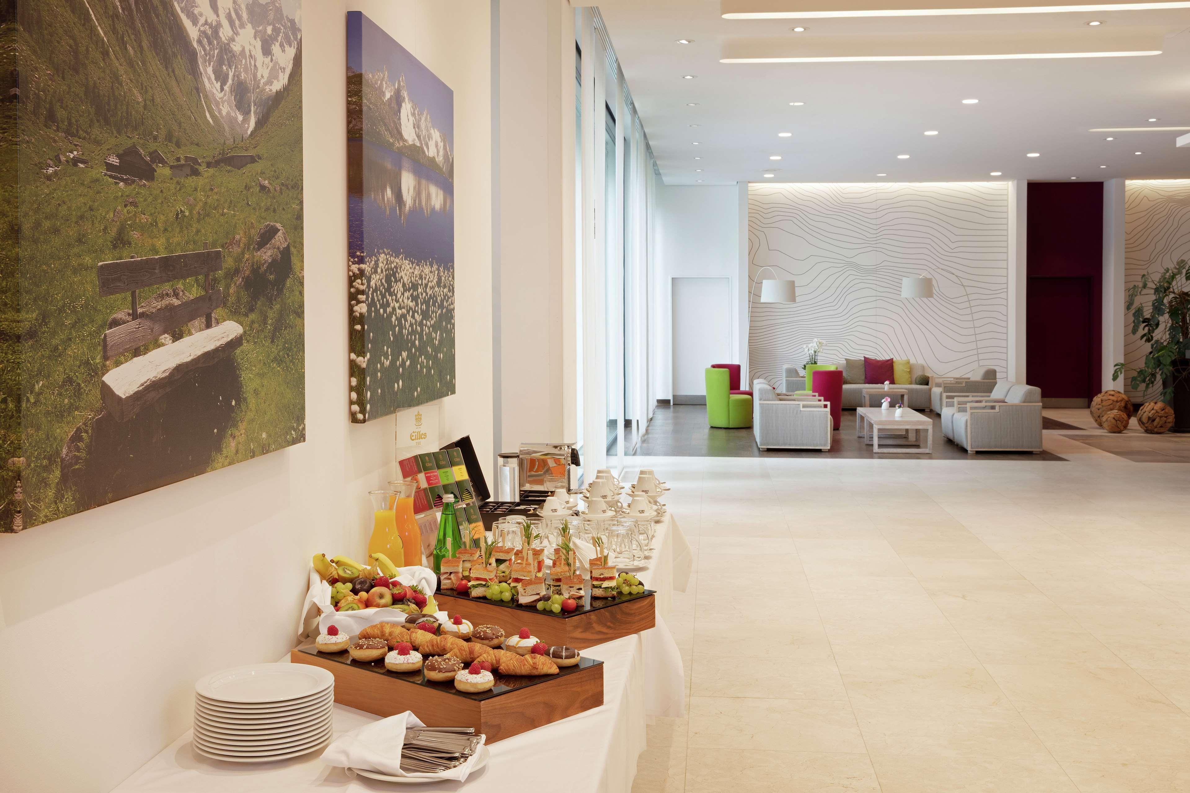 Hilton Garden Inn Davos Ngoại thất bức ảnh