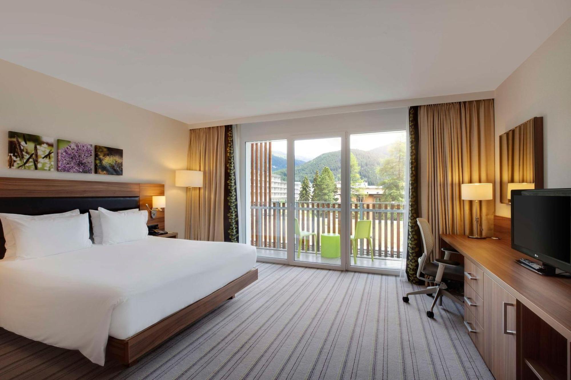 Hilton Garden Inn Davos Ngoại thất bức ảnh
