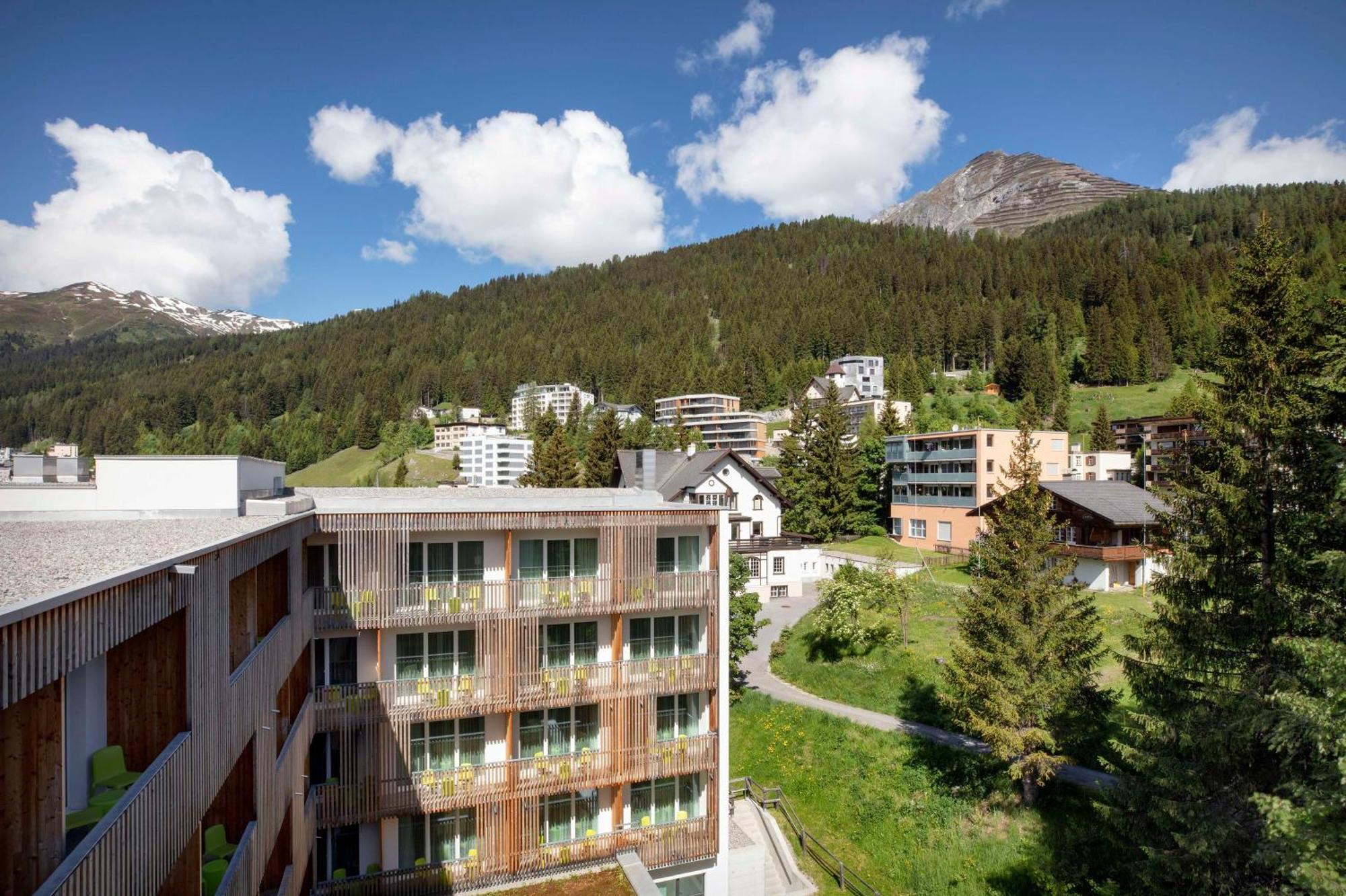 Hilton Garden Inn Davos Ngoại thất bức ảnh